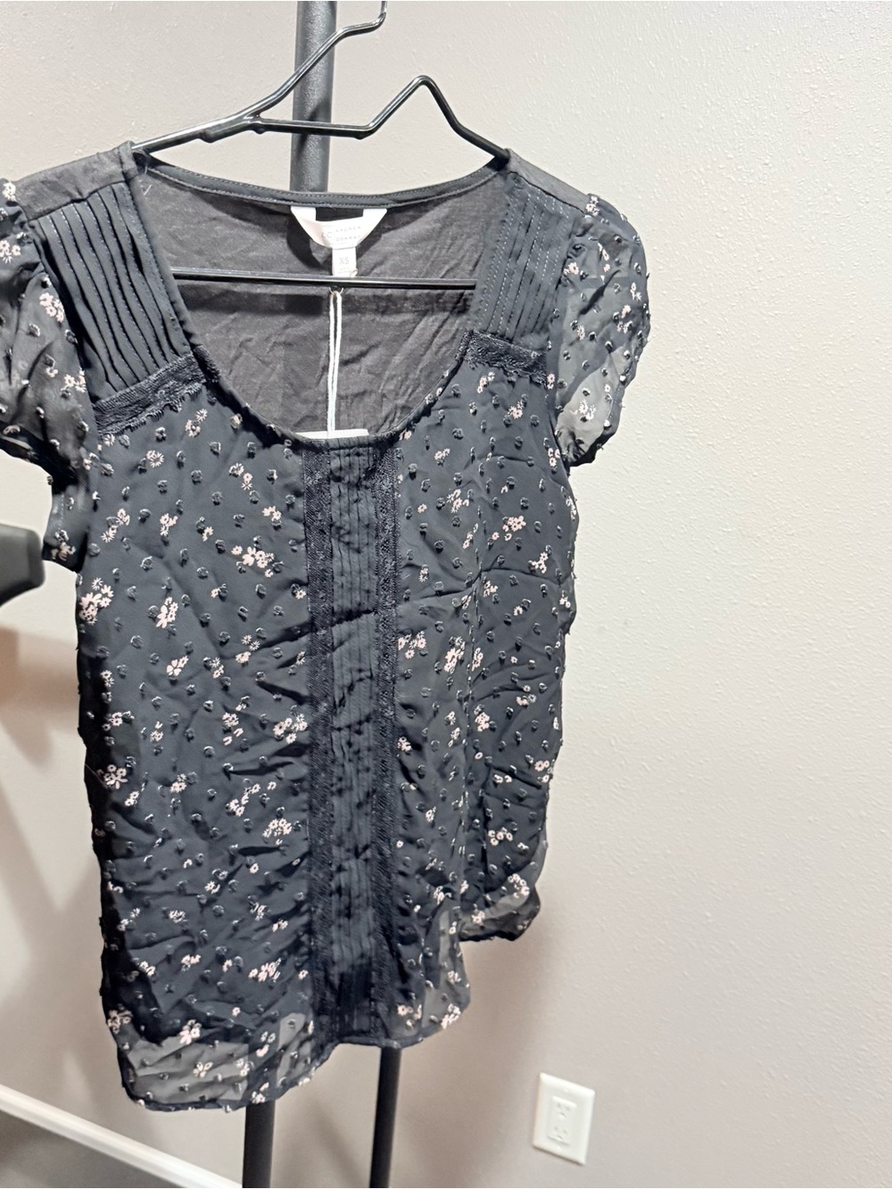 LC Lauren Conrad Black Sheer Floral Pintuck Blouse - NWT - Size XS